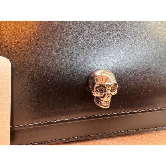 Alexander McQueen Black Leather Spiked Skull Bag NIB - Picture 2 of 8